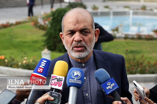 وزیر کشور از تغییر استاندار کرمانشاه در جلسه امروز – چهارشنبه – هیات دولت خبر داد و گفت: «محمدطیب صحرایی» در جلسه امروز هیات دولت به عنوان استاندار جدید کرمانشاه انتخاب شد.