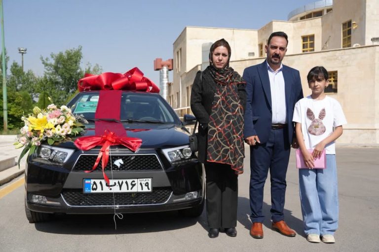 جایزهی خودرویی برای مشترک خوش مصرف کرمانشاهی