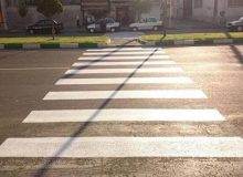 اجرای عملیات خط کشی خطوط عابر پیاده در آستانه بازگشایی مدارس