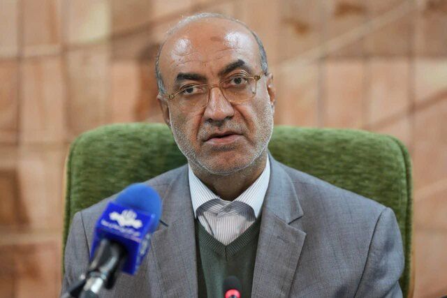 حمایت استاندار از احداث نیروگاه‌های خورشیدی