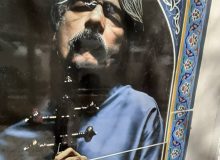 آسیب رساندن به تصاویر و کاشی های دیوار مشاهیر کرمانشاه