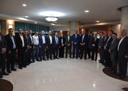 نشست رئیس و هیات نمایندگان اتاق بازرگانی کرمانشاه با هیأت اقتصادی–بازرگانی سلیمانیه عراق